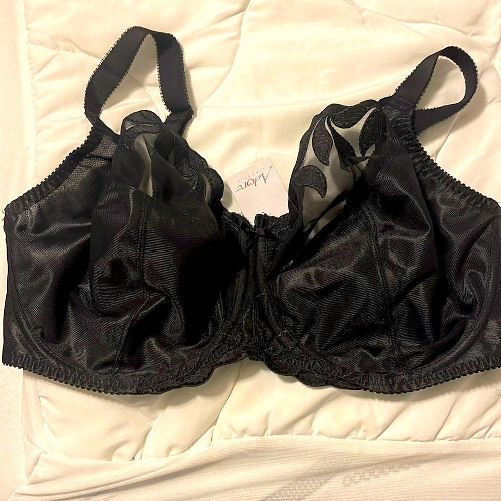 NWT Adore Bra